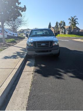 2005 Ford F-150 XL