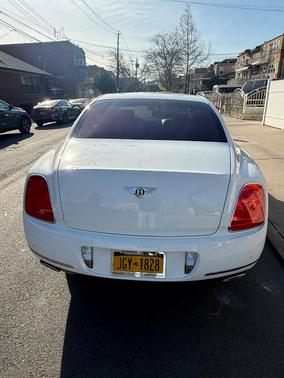 White 2011 Bentley Continental Flying Spur Base