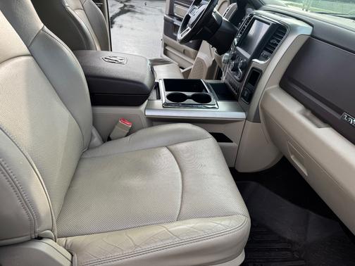 2014 RAM 1500 Laramie