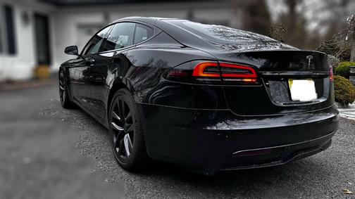 2022 Tesla Model S Long Range