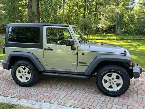 Silver 2018 Jeep Wrangler JK Sport