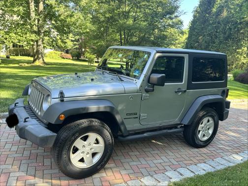 Silver 2018 Jeep Wrangler JK Sport