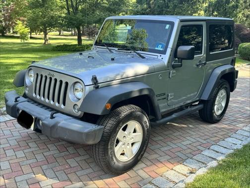 Silver 2018 Jeep Wrangler JK Sport