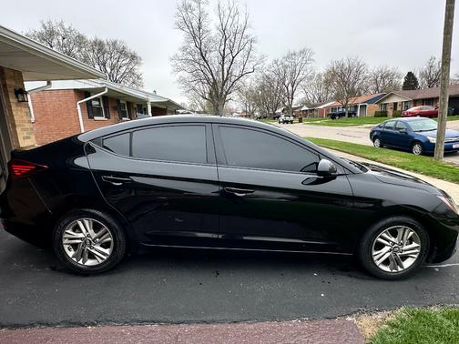 2019 Hyundai ELANTRA Value Edition