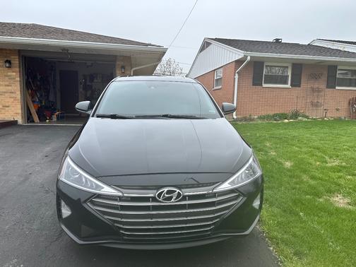 2019 Hyundai ELANTRA Value Edition