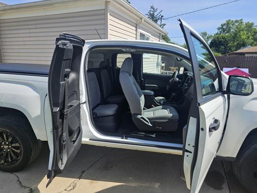 2021 GMC Canyon Elevation Standard