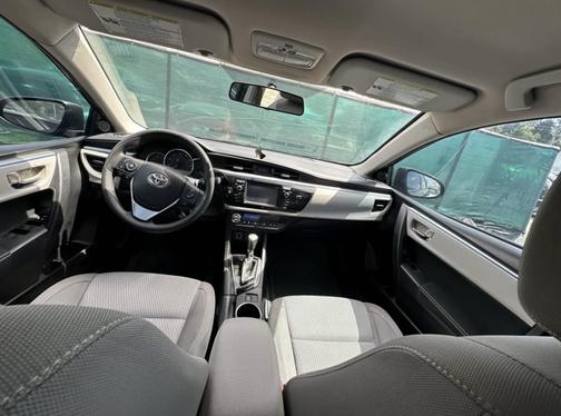 Black 2016 Toyota Corolla L