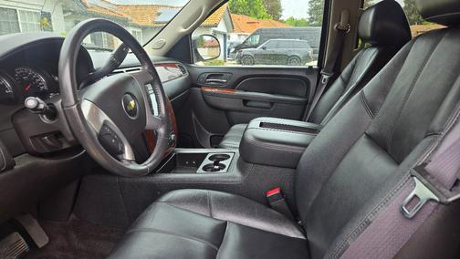 Black 2014 Chevrolet Tahoe LT