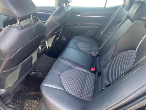 2020 Toyota Camry SE Nightshade