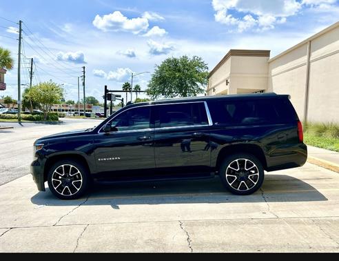2018 Chevrolet Suburban LT