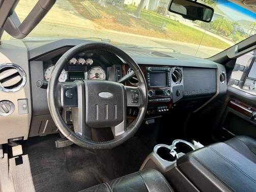 Black 2010 Ford F-350 Lariat Super Duty Crew Cab