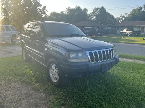 Photo 2 of 9 of 2003 Jeep Grand Cherokee Laredo