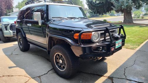 Black 2007 Toyota FJ Cruiser Base