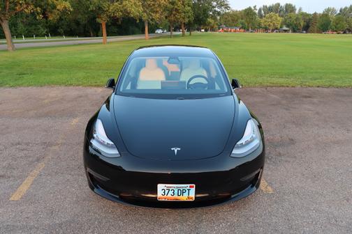 2019 Tesla Model 3 Standard Range Plus