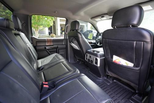 White 2019 Ford F-150 Lariat