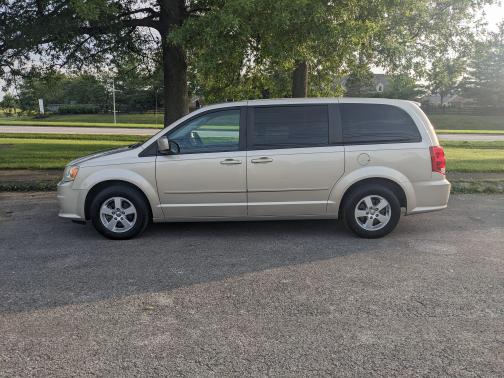 2012 Dodge Grand Caravan SE/AVP