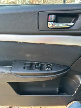 2010 Subaru Legacy 2.5 i Premium