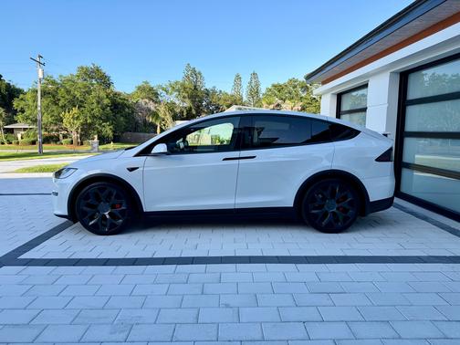 White 2026 Tesla Model X Plaid