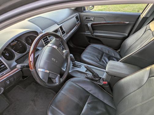 2011 Lincoln MKZ Base
