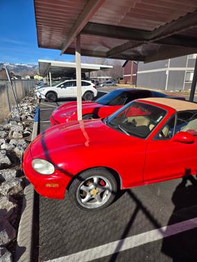 Red 1999 Mazda MX-5 Miata Base