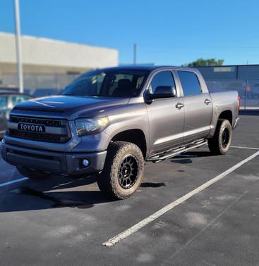 Gray 2015 Toyota Tundra SR5