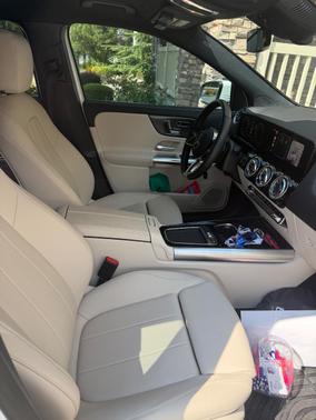 White 2025 Mercedes-Benz GLA 250 4MATIC