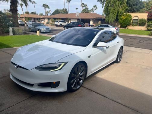 2016 Tesla Model S 75D