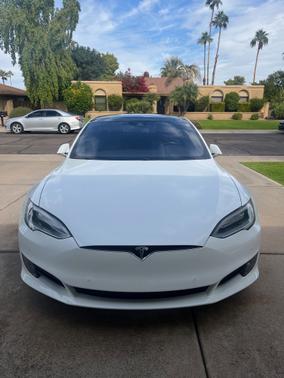 2016 Tesla Model S 75D