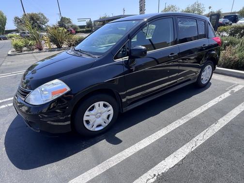 2012 Nissan Versa 1.8 S