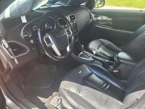 Gray 2011 Chrysler 200 Limited