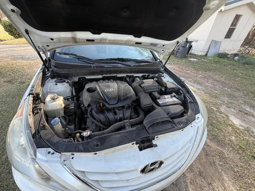 2013 Hyundai SONATA GLS