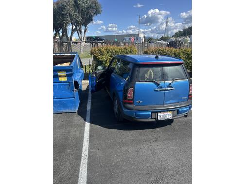 2011 MINI Cooper Clubman Base