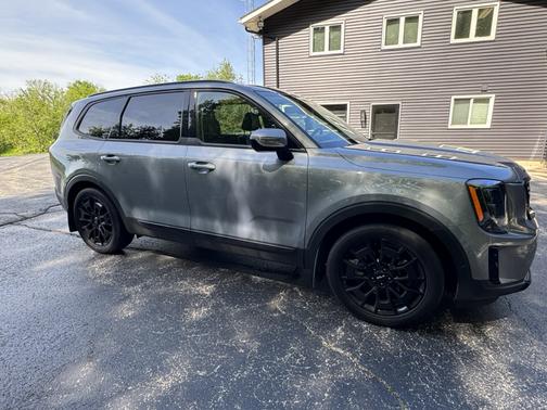 Gray 2022 Kia Telluride SX