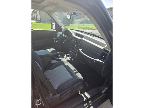 2010 Jeep Liberty Sport
