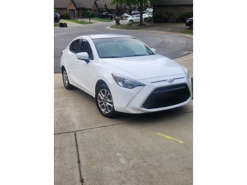 2016 Scion iA Base