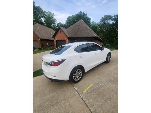 2016 Scion iA Base