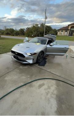 2022 Ford Mustang EcoBoost Premium