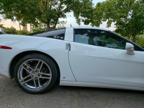 White 2008 Chevrolet Corvette Base