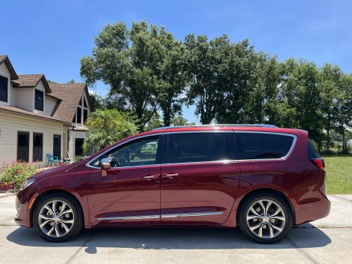 2020 Chrysler Pacifica Limited