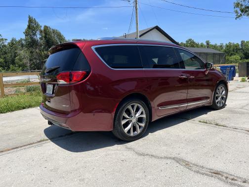2020 Chrysler Pacifica Limited