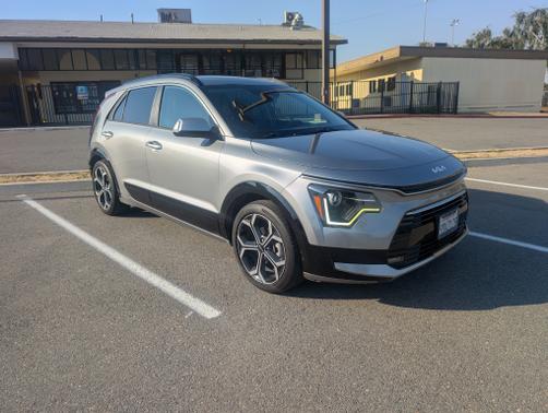 2023 Kia Niro EX Touring