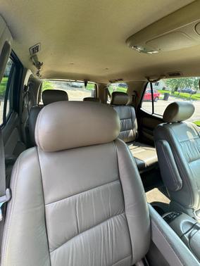 Gold 2004 Toyota Sequoia SR5