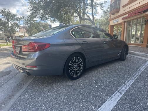 2019 BMW 530 i xDrive