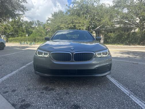 2019 BMW 530 i xDrive