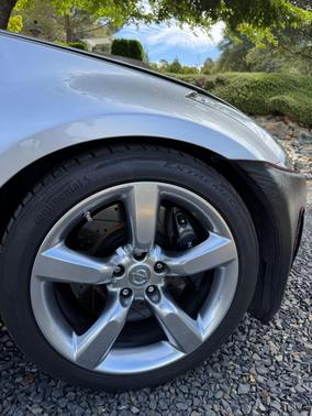 Silver 2007 Nissan 350Z Enthusiast