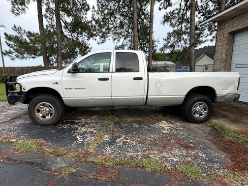 2004 Dodge Ram 2500 Laramie Quad Cab