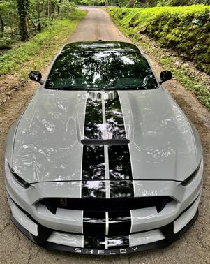 2017 Ford Shelby GT350 Base
