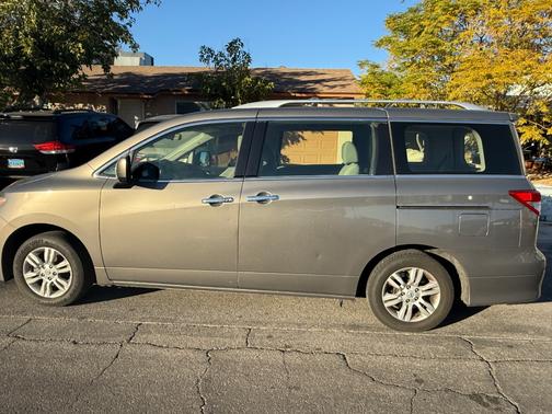 2015 Nissan Quest S