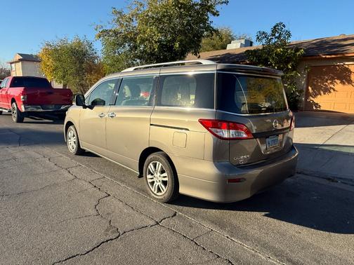 2015 Nissan Quest S