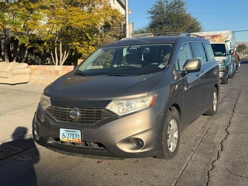 2015 Nissan Quest S
